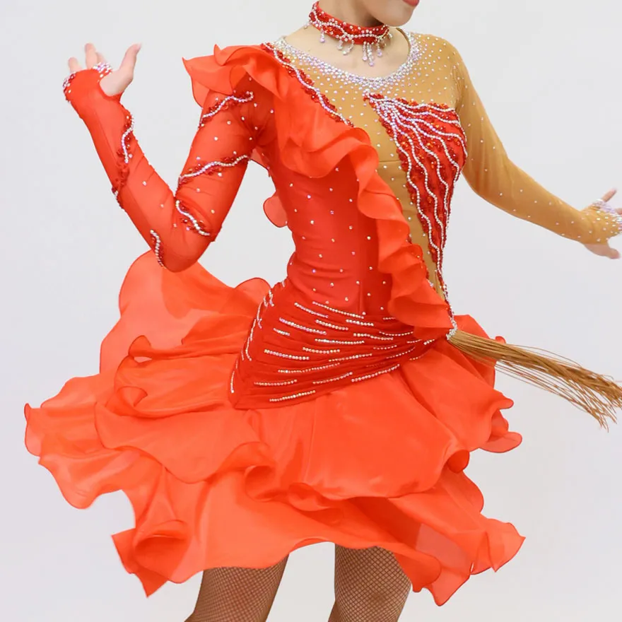 赤の社交ダンス衣装・ドレス、ラテンドレス